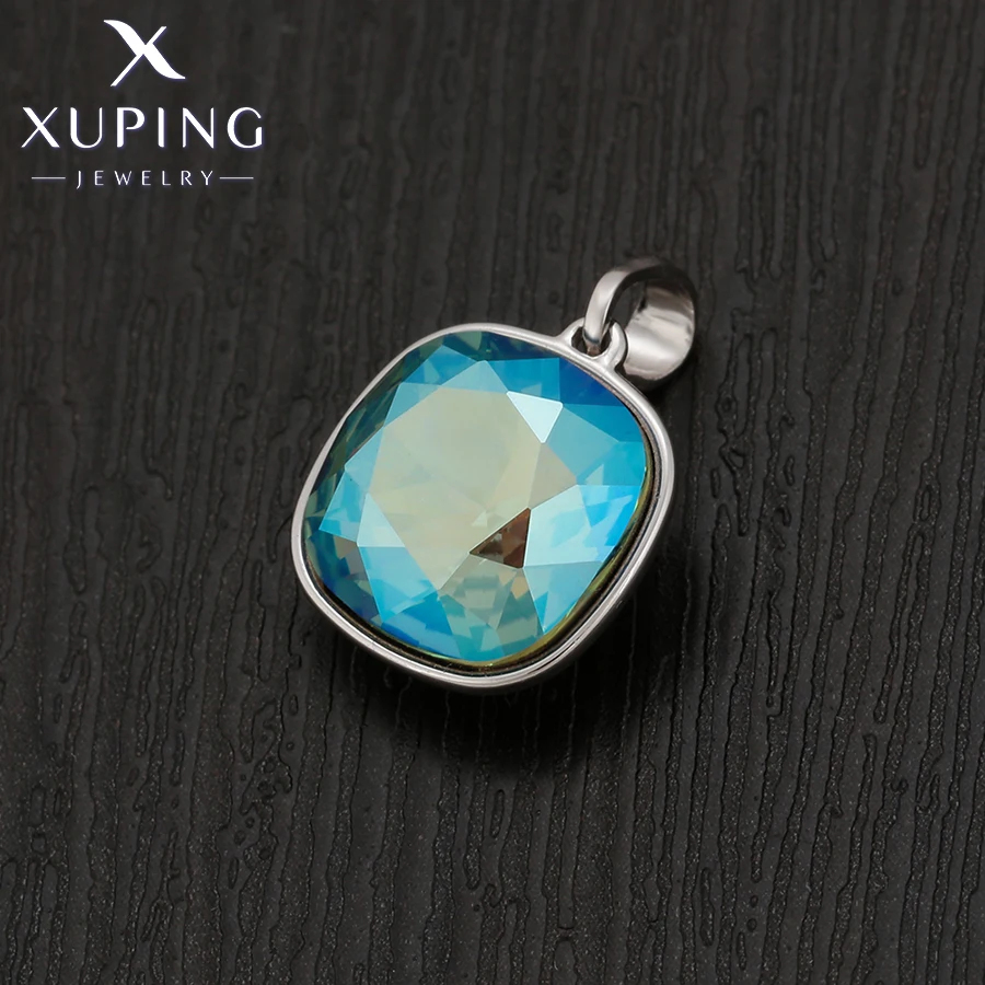 Xuping Jewelry Charm Square Fashion Elegant Crystal Pendant Necklace of Rhodium Color for Women Party Gift A00622005