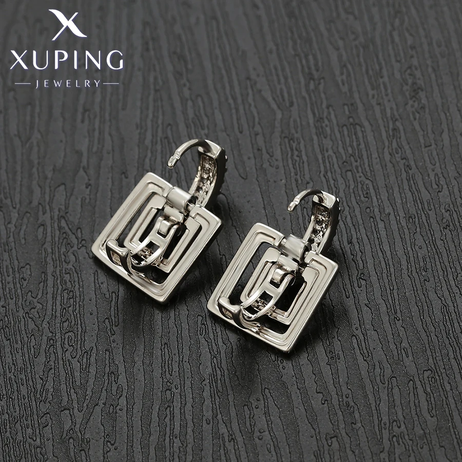 Xuping Jewelry Fashion Hot Selling Square Simple Earrings Stone Platinum Earring for Women Trendy Jewellery Gift X001256365