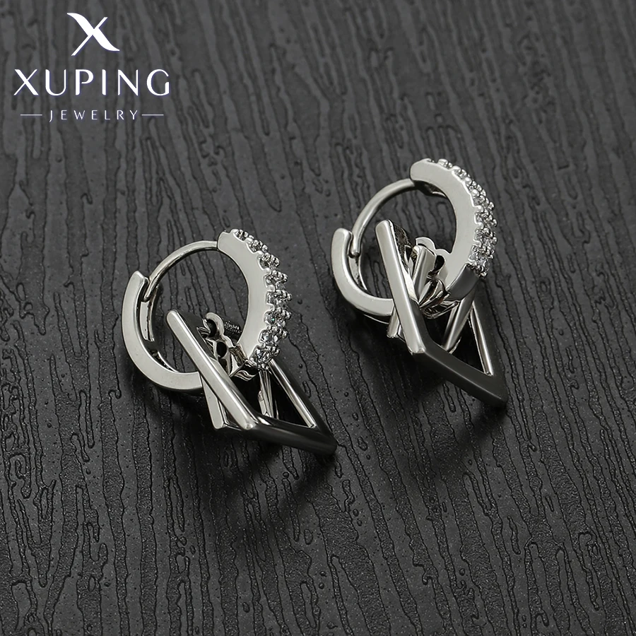 Xuping Jewelry Fashion Hot Selling Square Simple Earrings Stone Platinum Earring for Women Trendy Jewellery Gift X001256365