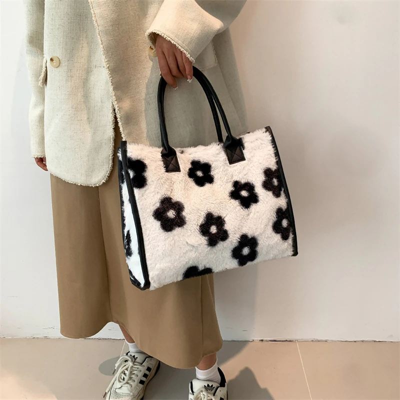 Winter Faux Fur ,Leopard Print Designer Shopper Totes, Fashion Soft Plush Women Shoulder Bags, Large Capacity Handbags and Purse