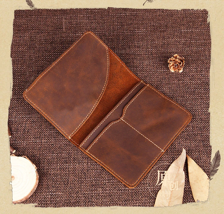 Unisex Genuine Leather Passport wallet Women Vintage Cow Leather Passport cover Wallet Men Credit Card Holder Travel Wallet