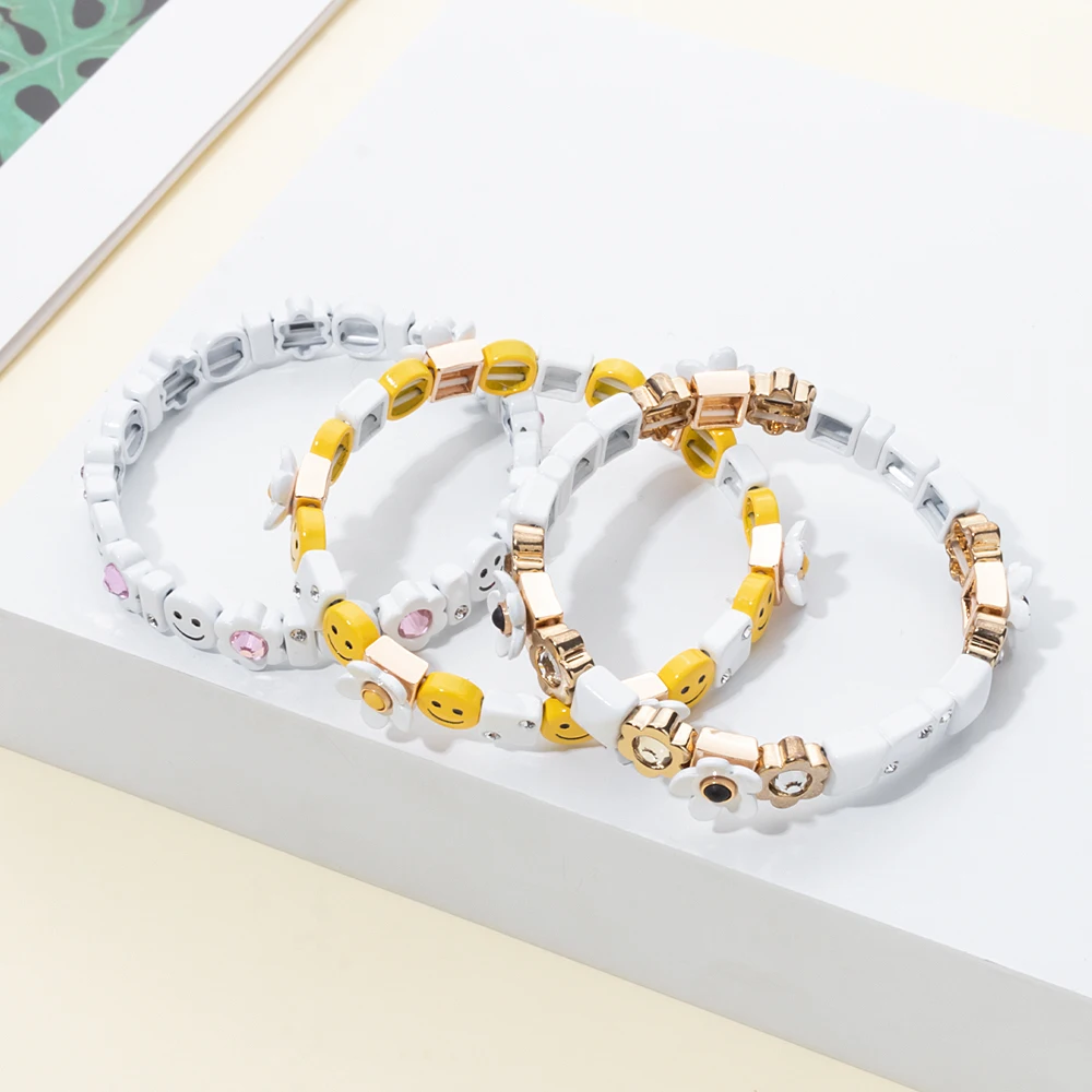 2023 Summer New Design Gold Color Braceets For Women Flower Charms Beaded Bangle Gift Boho Hand Happy Jewelry