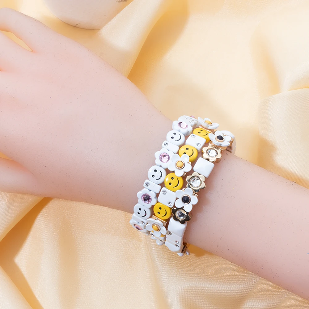 2023 Summer New Design Gold Color Braceets For Women Flower Charms Beaded Bangle Gift Boho Hand Happy Jewelry