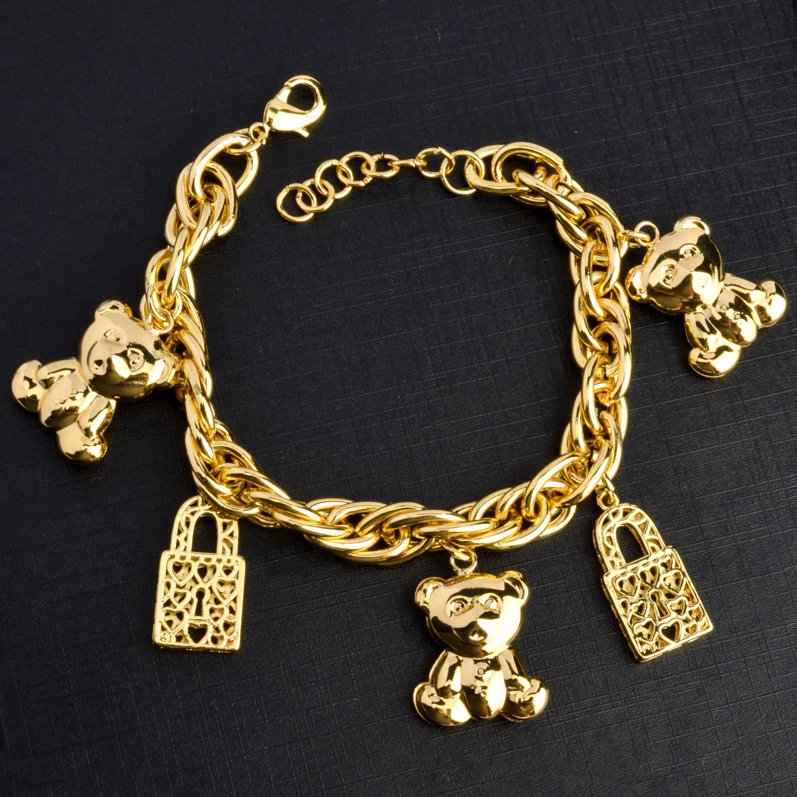 Diana Baby Link Chain Copper Gold Color Bear and Lock Bracelets for Women Wholesale Retail Fashion Jewelry Party Wedding Gift