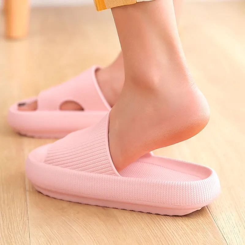 Rimocy VIP Link Thick Platform Slippers Women Men Home Bathroom Soft EVA Sandals Woman 2023 Summer Non-slip Beach Flip Flops