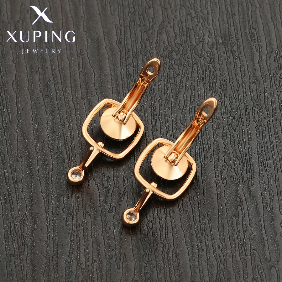 Xuping Jewelry New Arrival Crystals Earrings for Women Christmas Gift A00426806