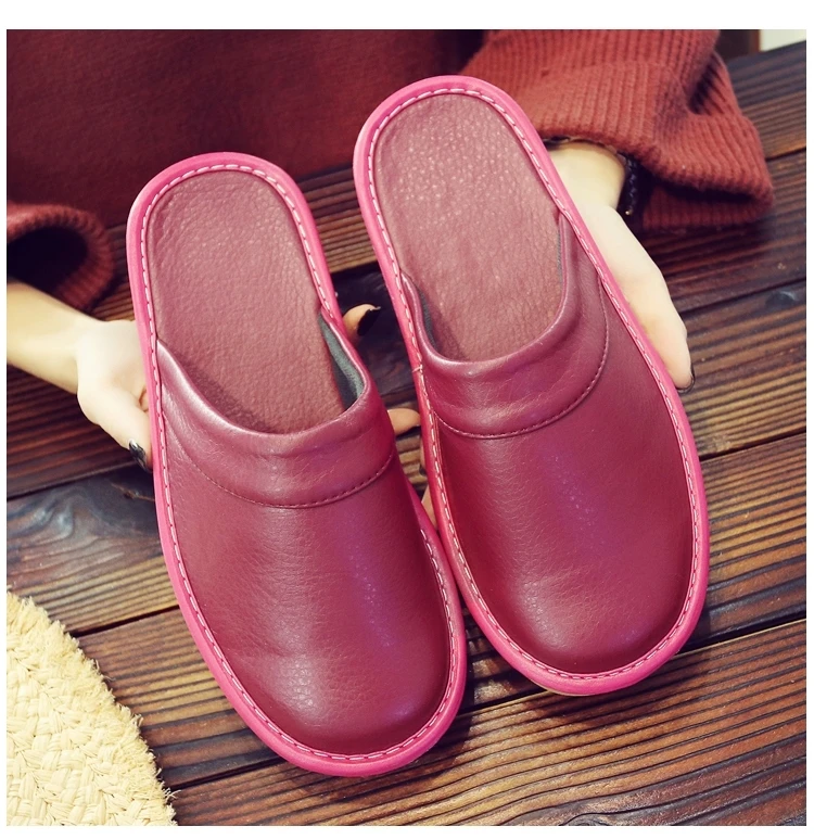 Affordable PU Leather Slipper Men's Home Shoes Winter Waterproof Slippers Unisex Indoor Shoes Room Guest Slipper Man Flip Flops
