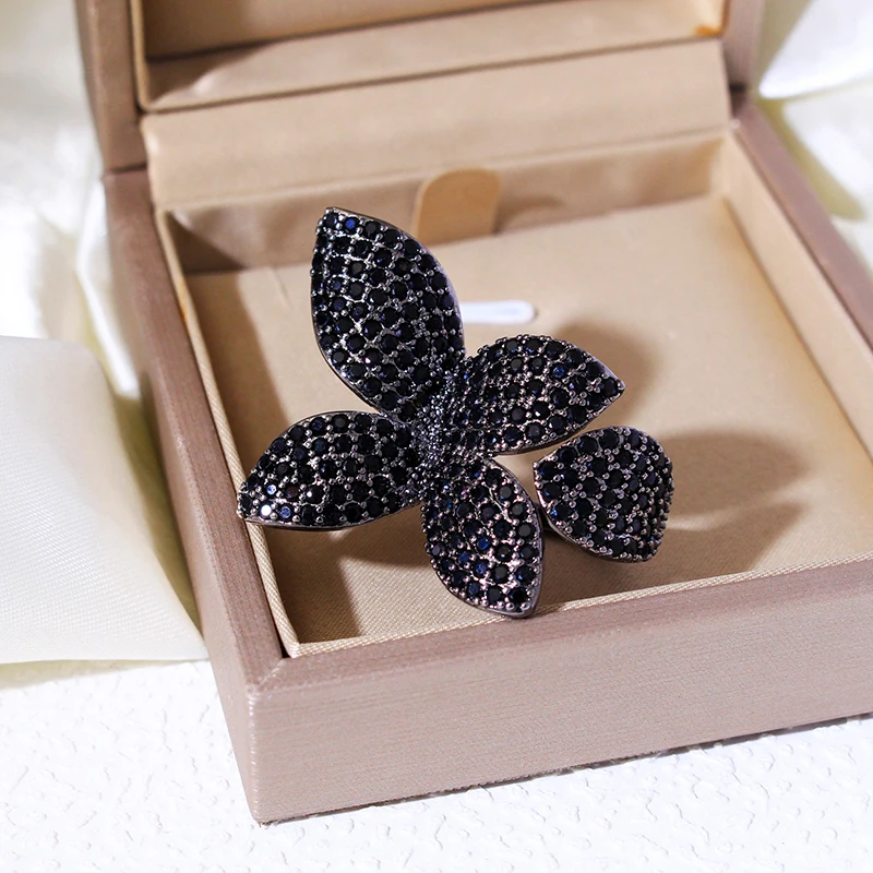New Fashion Luxury Cubic Zirconia Women's Rings Oversized Butterfly Flower Rings for Women Open Resizable Female Engagement Ring