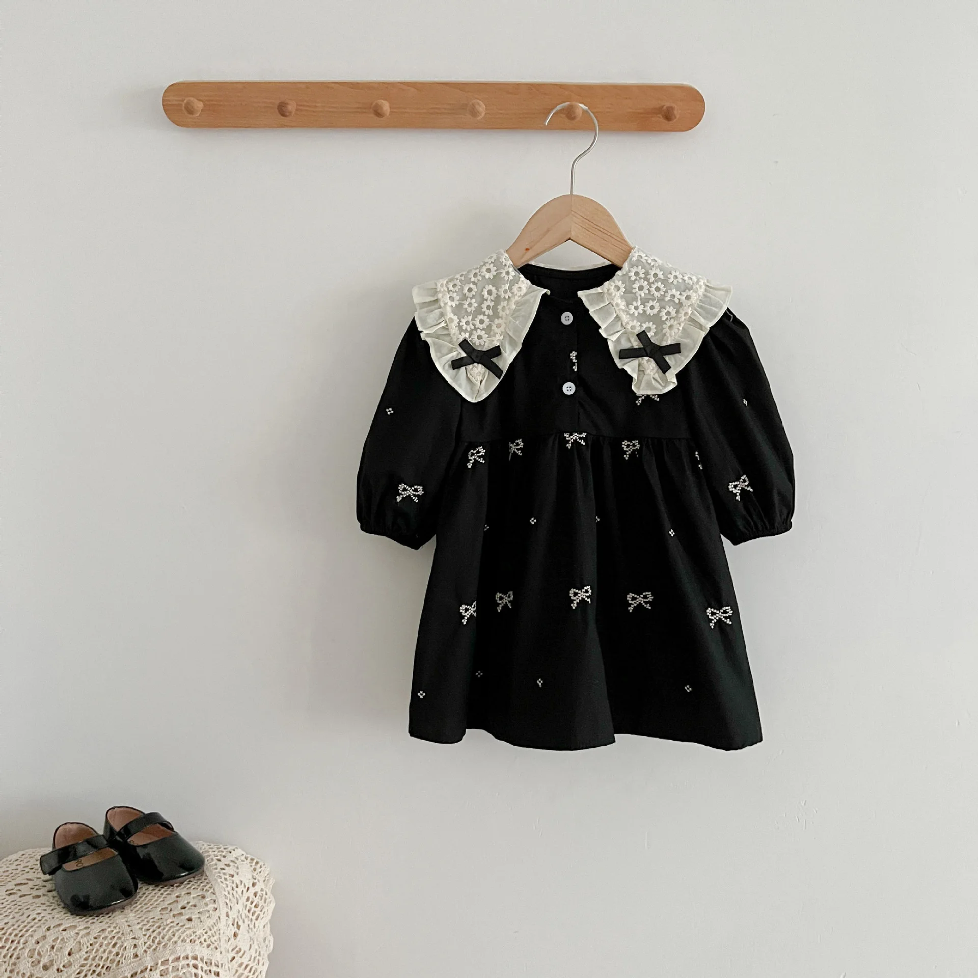 New Kids Baby Girls Long Sleeve Sweet Embroider Sisters Rompers Spring Autumn Kids Baby Girls Children Clothes Dress