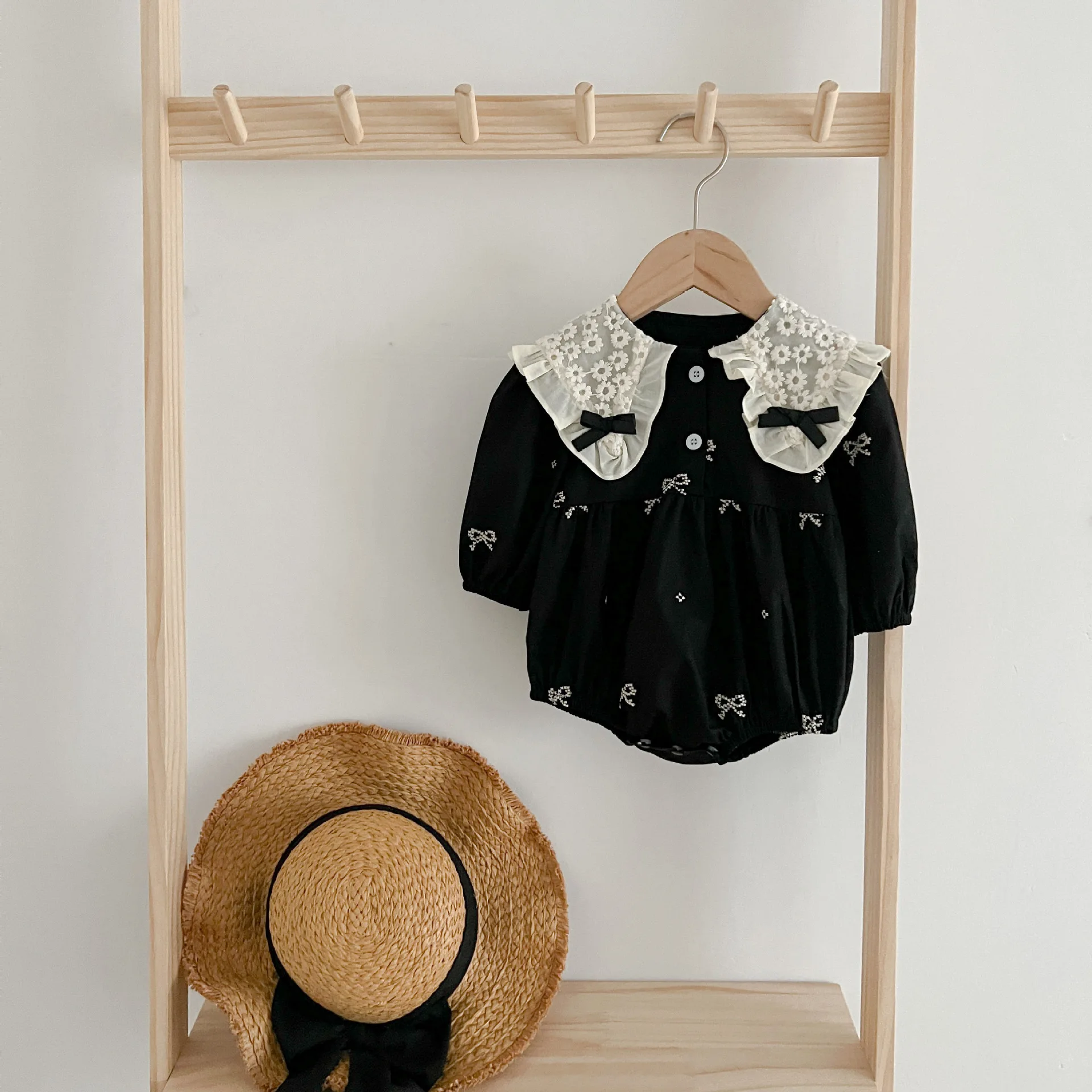 New Kids Baby Girls Long Sleeve Sweet Embroider Sisters Rompers Spring Autumn Kids Baby Girls Children Clothes Dress