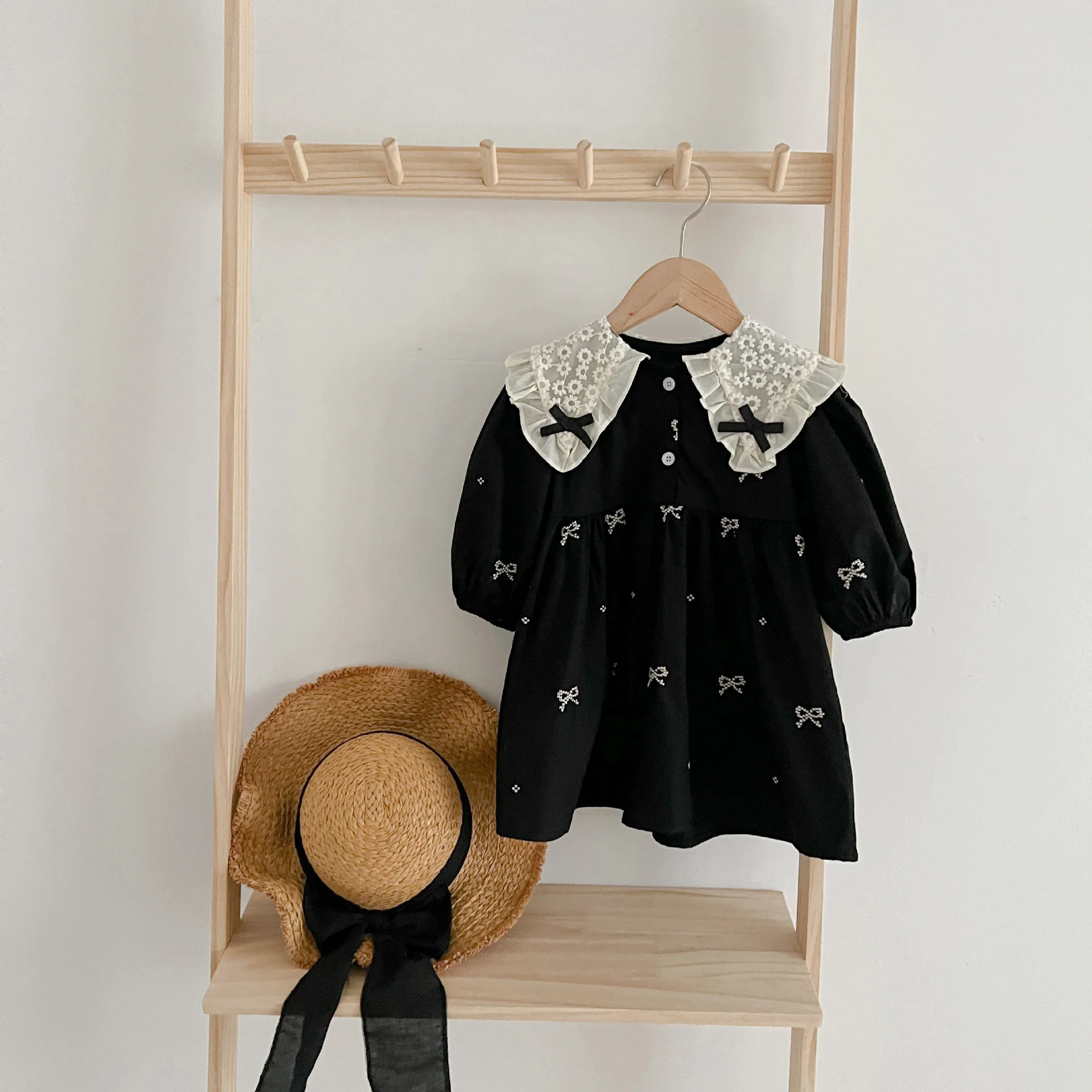 New Kids Baby Girls Long Sleeve Sweet Embroider Sisters Rompers Spring Autumn Kids Baby Girls Children Clothes Dress