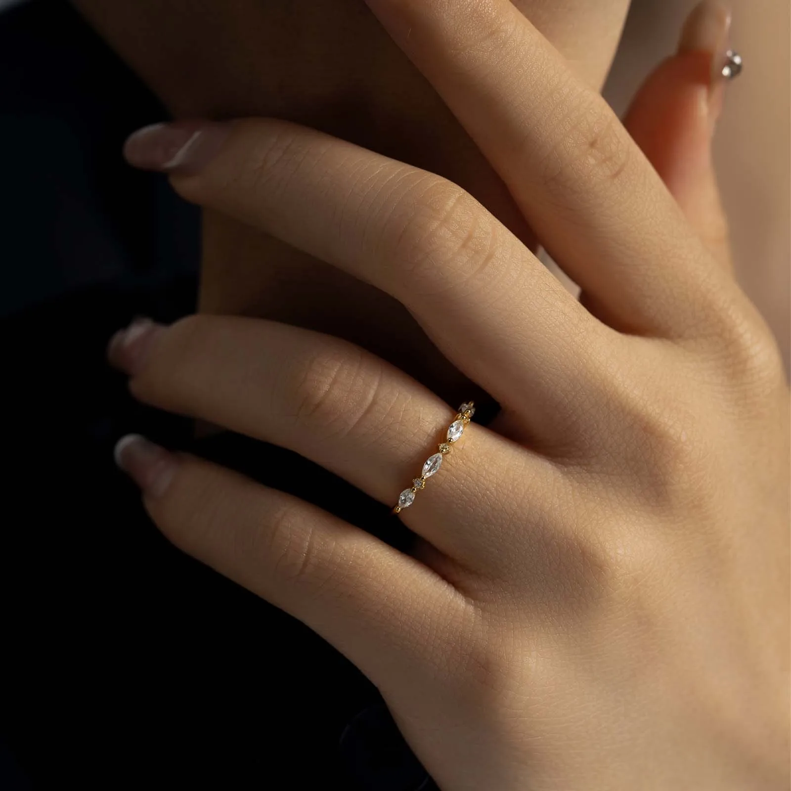 ANDYWEN 925 Sterling Silver Distance Band Bushel Rings Interwoven Vine Lave Edge Crystal Zircon CZ Wander Ring Custom Jewels