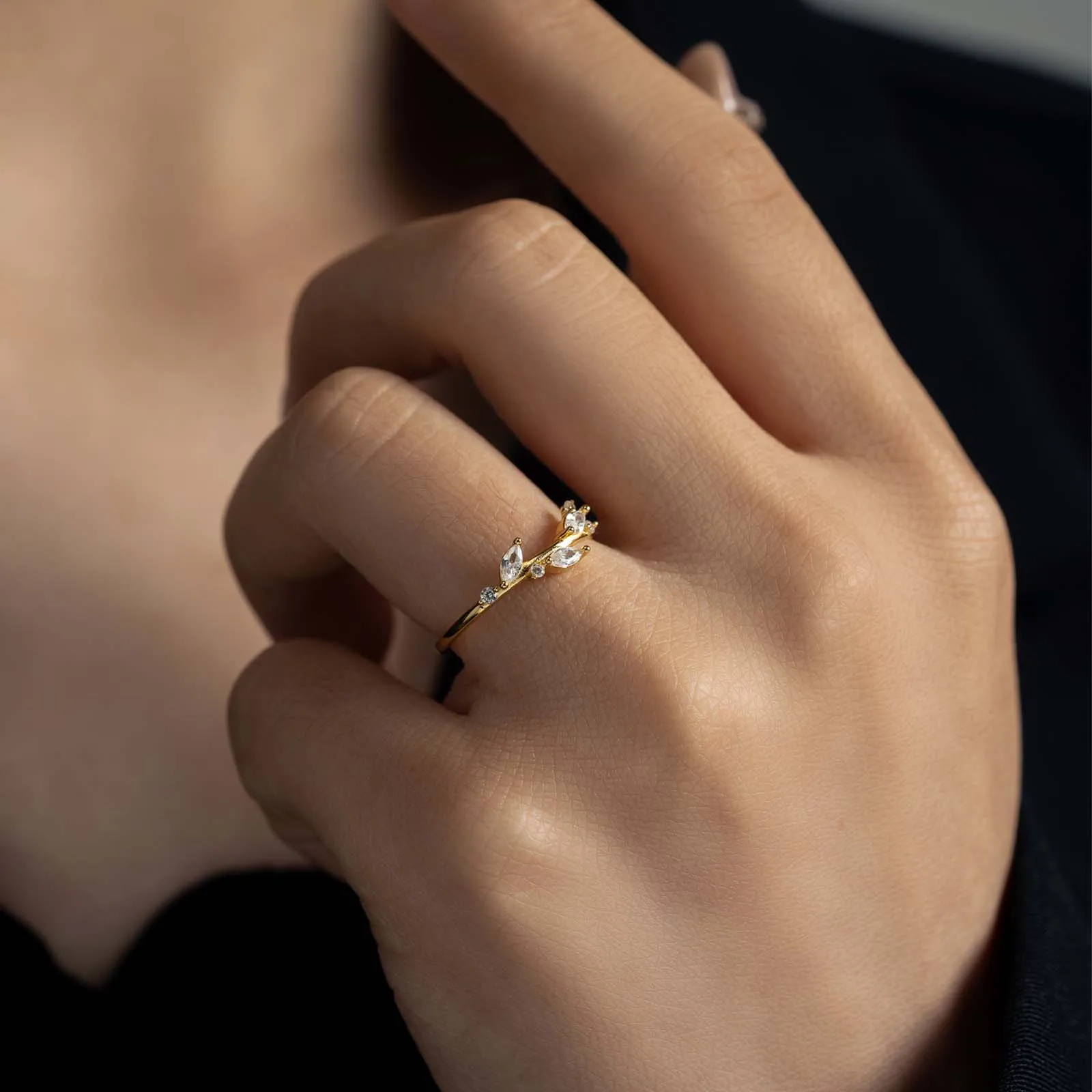 ANDYWEN 925 Sterling Silver Distance Band Bushel Rings Interwoven Vine Lave Edge Crystal Zircon CZ Wander Ring Custom Jewels
