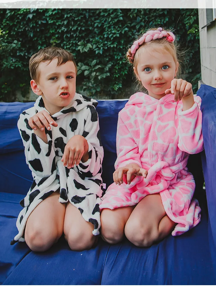 Boy and Girls Flannel Pajamas Robe Autumn and Winter Children Sleepwear Soft Hooded Kids Homewear 2-8 Years