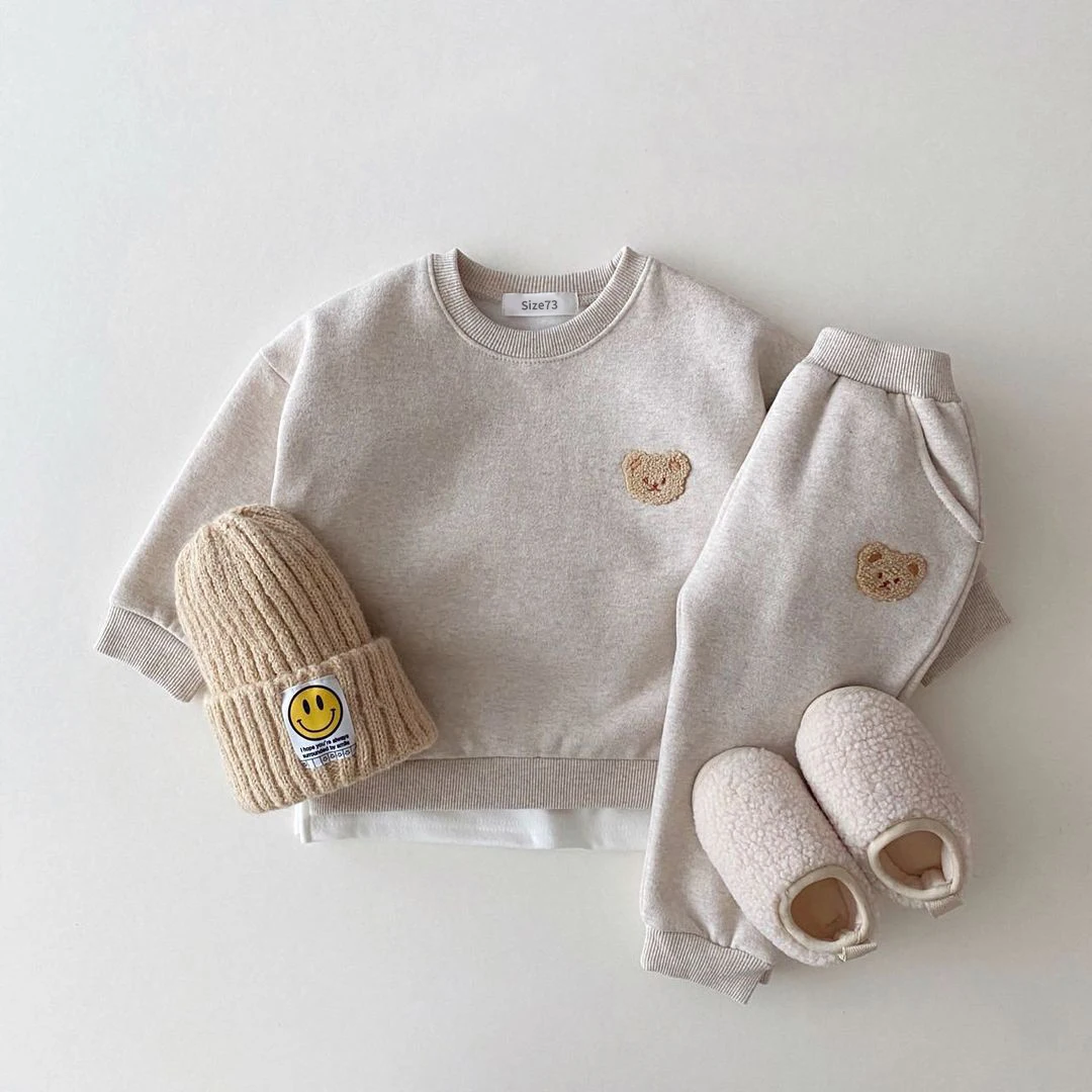 Korean Baby Boys Winter Clothes Sets Warm Bear Velvet Pullover Sweatshirt Tops+Harem Pants Suits 2pcs Girls Fleece Lined Clothes