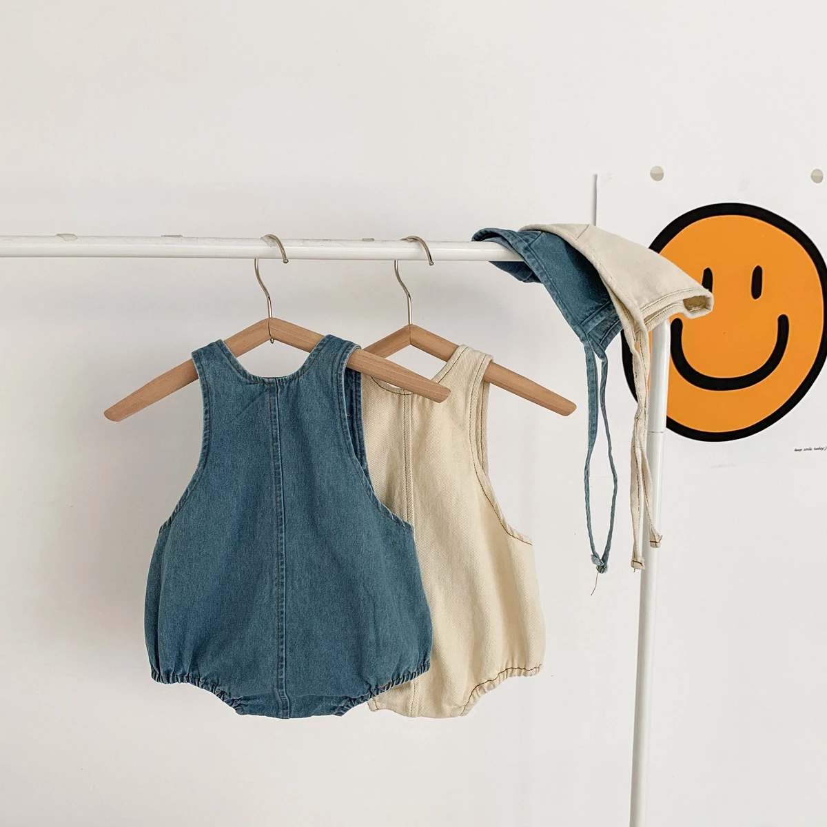 Baby Clothes Denim Sling Romper Infant Onesie Newborn One-piece 0-3 Years Old Complimentary Hat