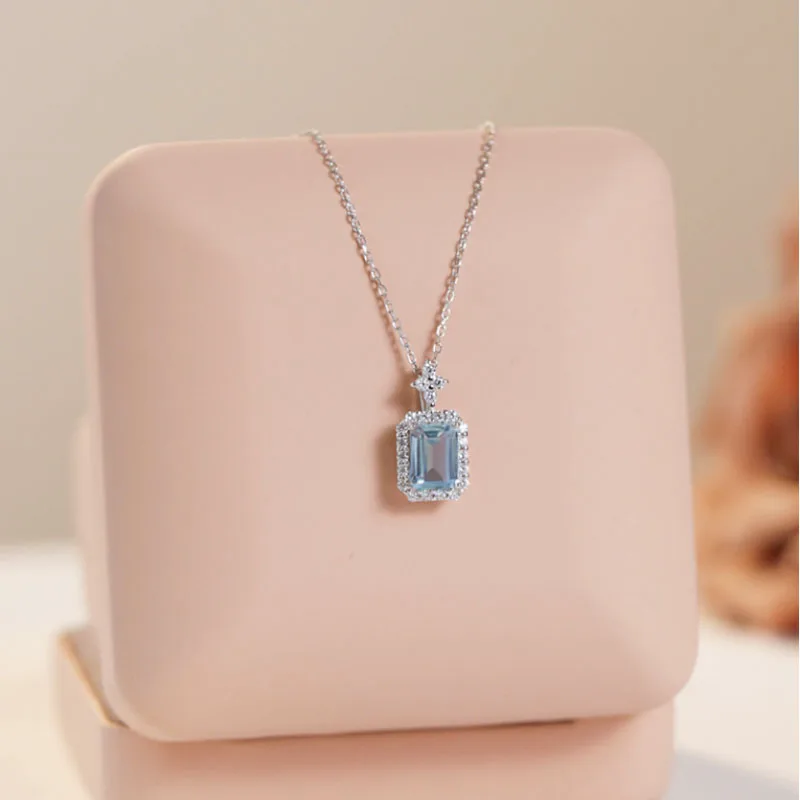 New 925 Sterling Silver Necklace Luxury Rhine Topaz Pendant Sapphire Necklace Banquet Glamour Jewelry for Women Engagement