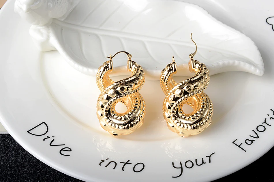 Sunny Jewelry Infinity Earrings Fashion Copper 8 Shpae Hoop Earrings For Women Trendy Hollow Large Style For Wedding Party Gifts