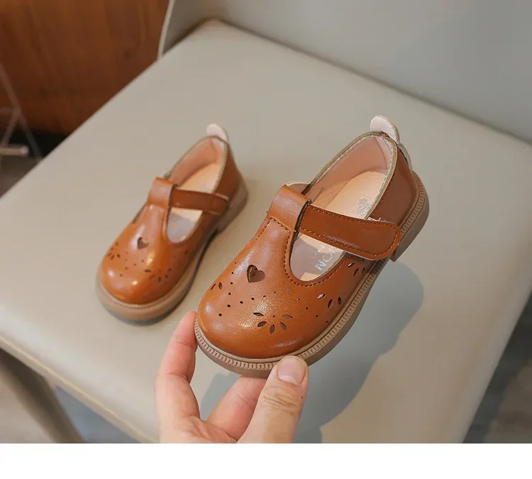 Size 21-30 2026 Spring Baby Girl Leather Shoes 2 To 3 Years Solid Color Soft Sole Princess Shoes Children's Casual Single Shoes