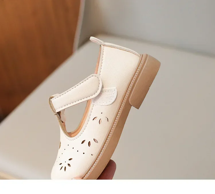 Size 21-30 2026 Spring Baby Girl Leather Shoes 2 To 3 Years Solid Color Soft Sole Princess Shoes Children's Casual Single Shoes