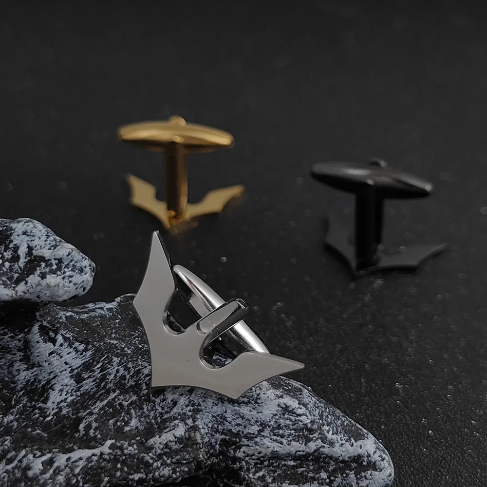 Bat Cufflinks for Men Sleeve Wrist Buttons Shirt Clasps Stainless Steel Cuff Buckle Wedding Grooms Jewelry Mens Accessories