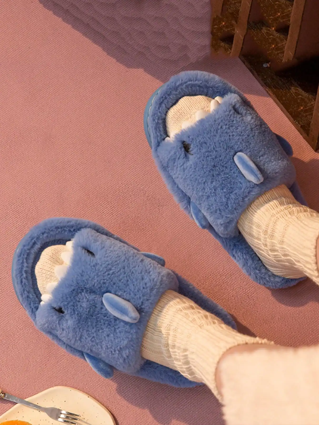 Men's Home Cotton Slippers Are Soft, Comfortable and Warm Indoor Fun Cartoon One Word Cotton Slippers