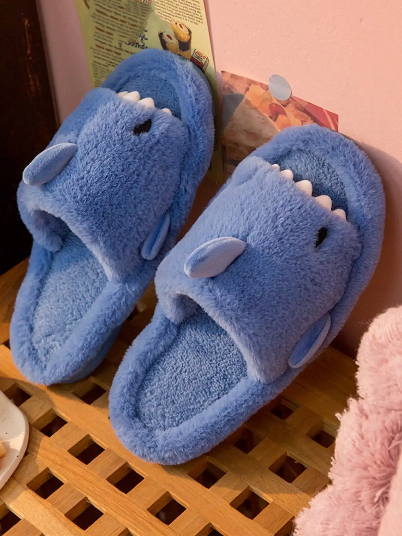 Men's Home Cotton Slippers Are Soft, Comfortable and Warm Indoor Fun Cartoon One Word Cotton Slippers