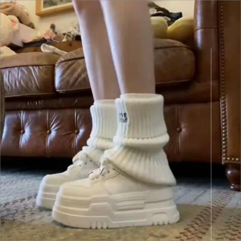 New Spring/autumn Thick-soled Lace-up Casual Shoes with Round Toes Fashionable Comfortable Trendy Breathable Walking Sneakers