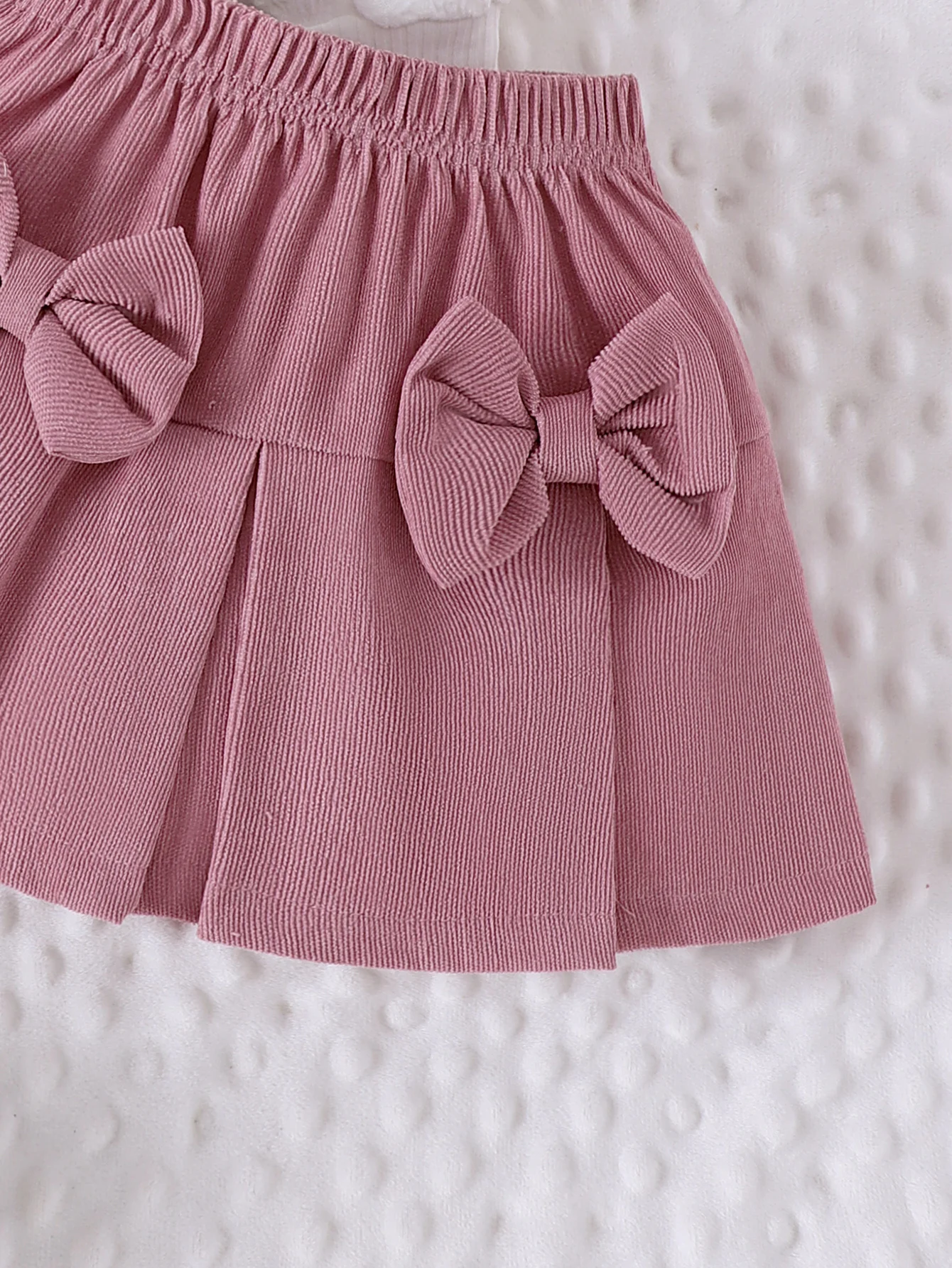 2PCS  Autumn New Style For Girls 1-3 Years Old, Comfortable And Sweet Bubble Sleeve Love Badge Top + Short Skirt Set