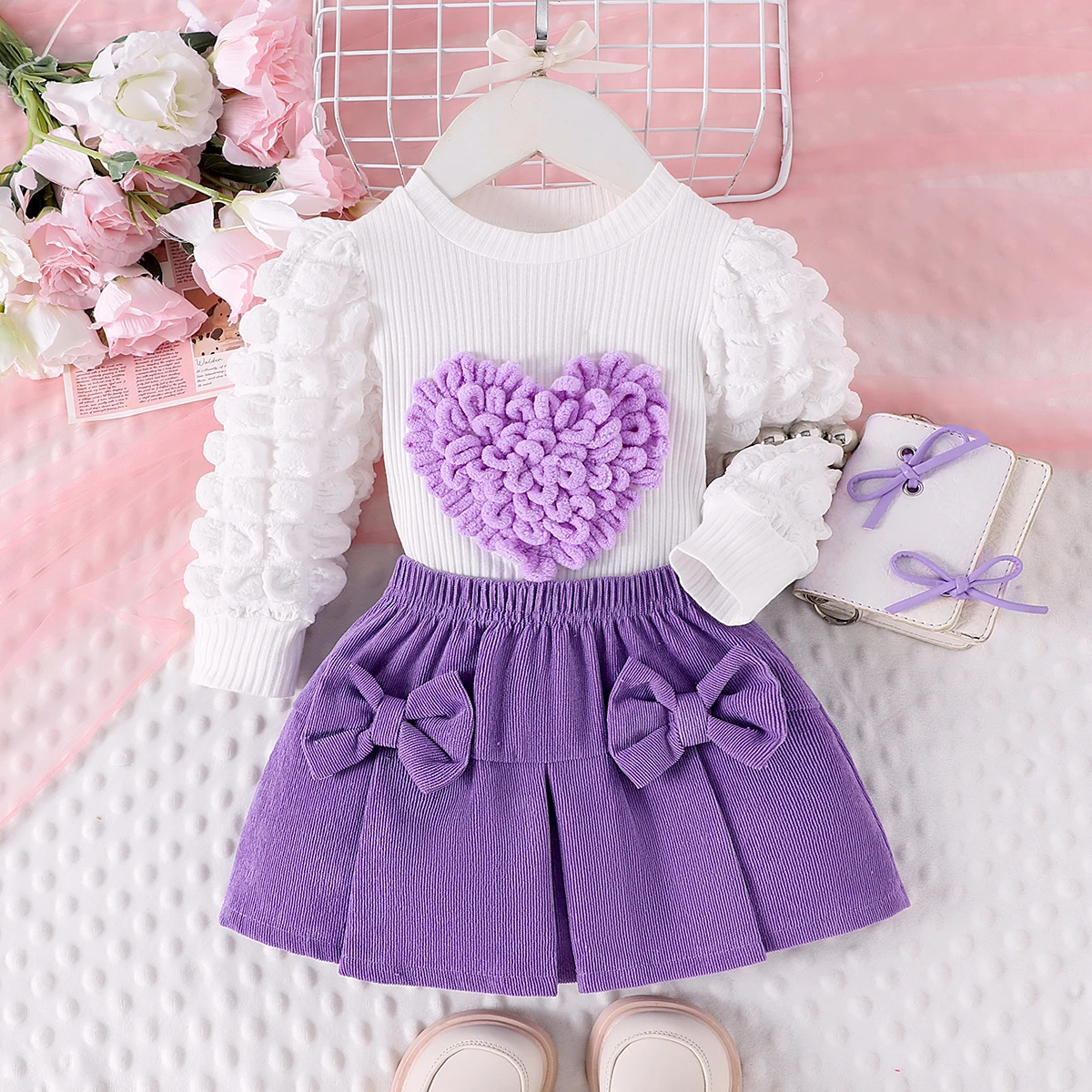 2PCS  Autumn New Style For Girls 1-3 Years Old, Comfortable And Sweet Bubble Sleeve Love Badge Top + Short Skirt Set