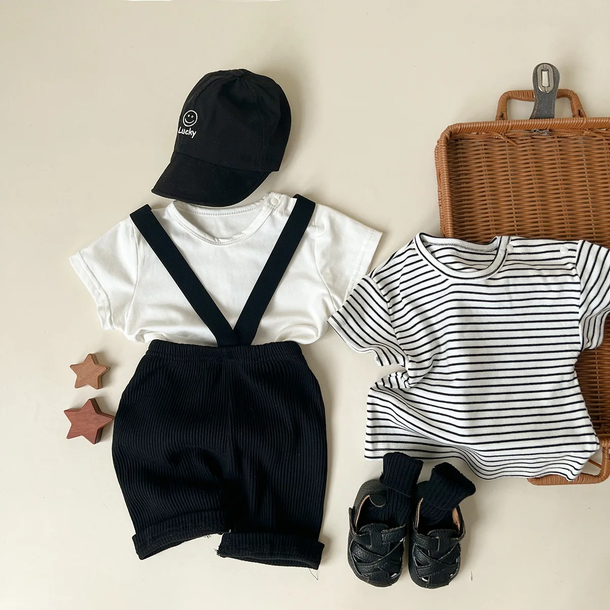 Summer Korean UNITIM Baby Boys 2PCS Clothes Set Cotton Short Sleeve T-shirts Strap Thin Shorts Suit Infant Boys Outfits