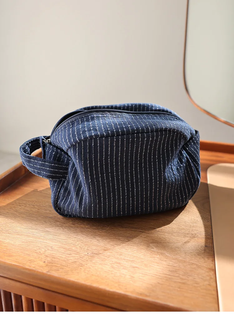 Classic striped large capacity portable cosmetic bag cotton linen fabric dark zipper skin care travel portable storage bag