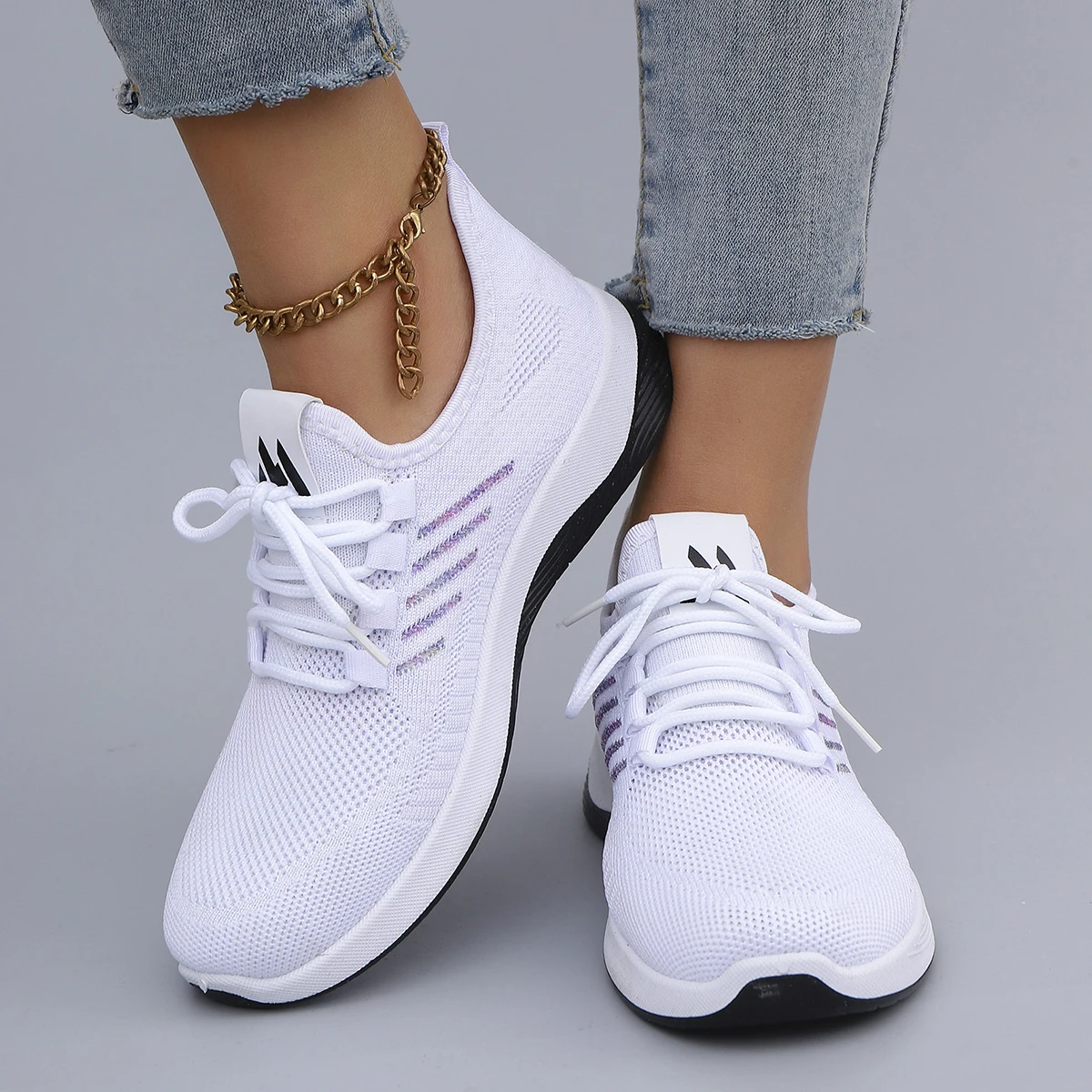 Spring and Autumn New Women's Casual Lace up Comfortable, Breathable, Lightweight and Wear-Resistant Sports Shoes