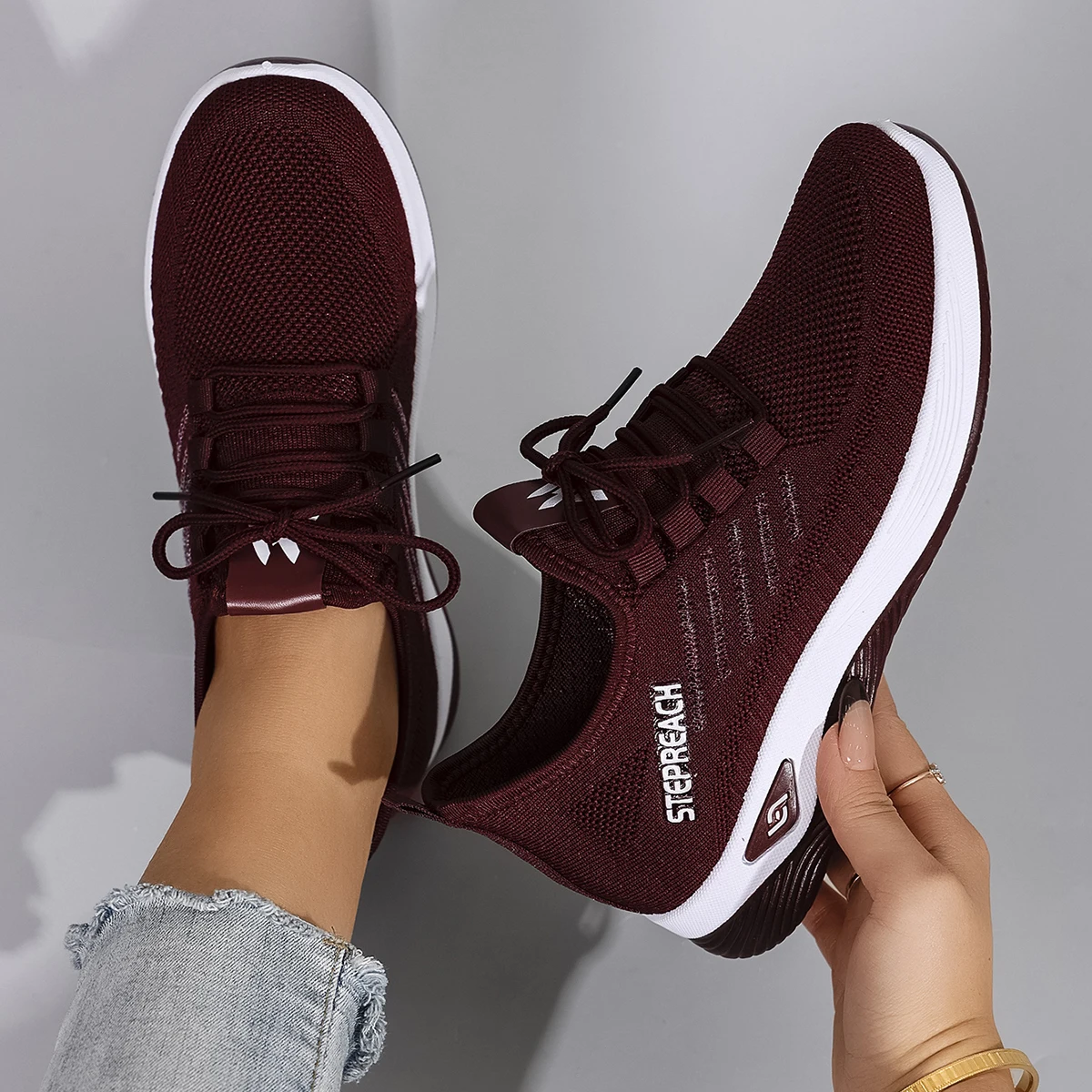 Spring and Autumn New Women's Casual Lace up Comfortable, Breathable, Lightweight and Wear-Resistant Sports Shoes