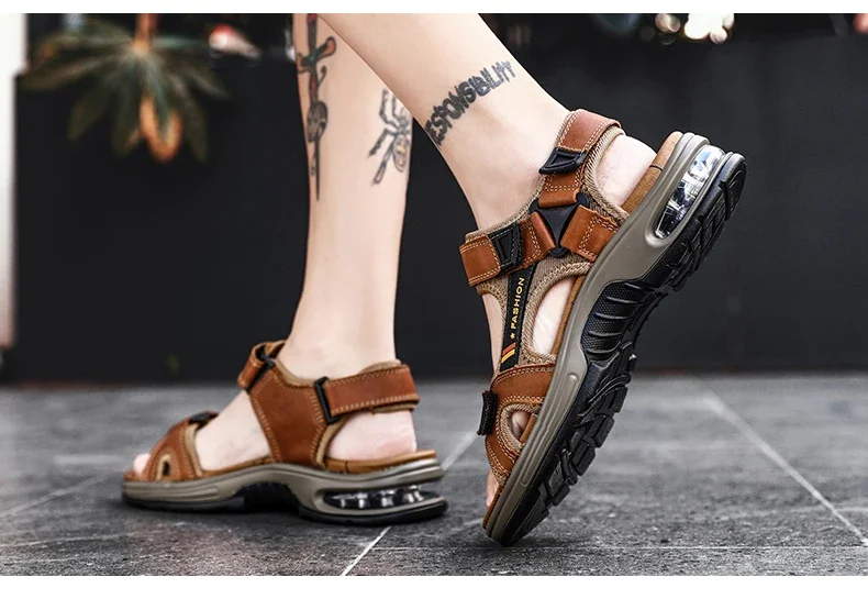 New Summer Genuine Leather Men Sandals Fashion Design Breathable Casual Shoes Men Soft Bottom Outdoor Beach Sandals Big Size 46