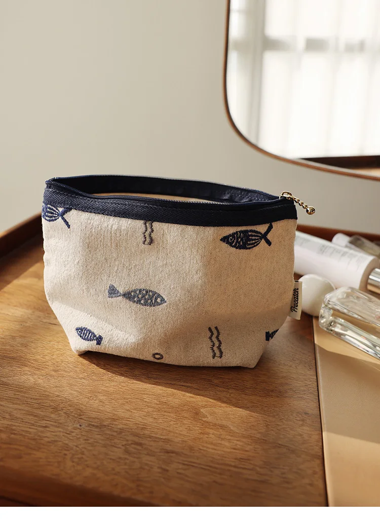 Embroidered Cosmetic Bag Literary Simple Storage Bag Travel Portable Zipper Makeup Bag Ethnic Style Liner Handmade Medium Bag