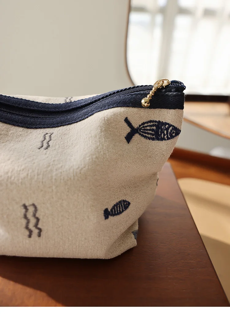 Embroidered Cosmetic Bag Literary Simple Storage Bag Travel Portable Zipper Makeup Bag Ethnic Style Liner Handmade Medium Bag