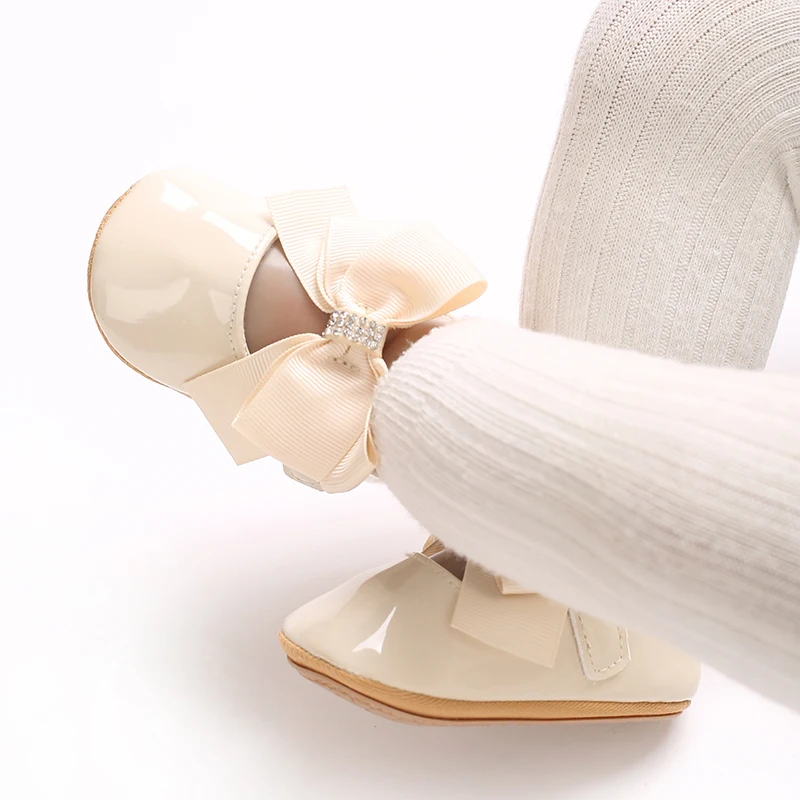 Cute Princess Baby Shoes Spring and Autumn Edition Butterfly Bow Decoration PU Soft Bottom Suitable for 0-1 Year Old Baby