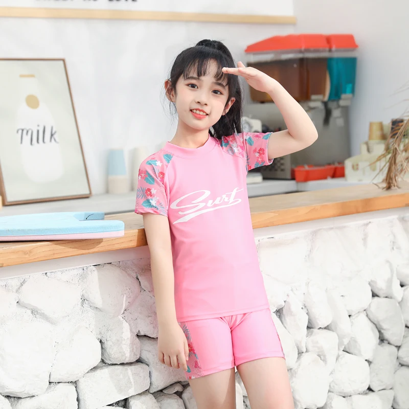 New Kids Swimsuit Medium Kids Baby Split Suit Swim Trunks Light Short Sleeve Beach Swimsuit Boys Swimsuit Swim Trunks Quick Dry