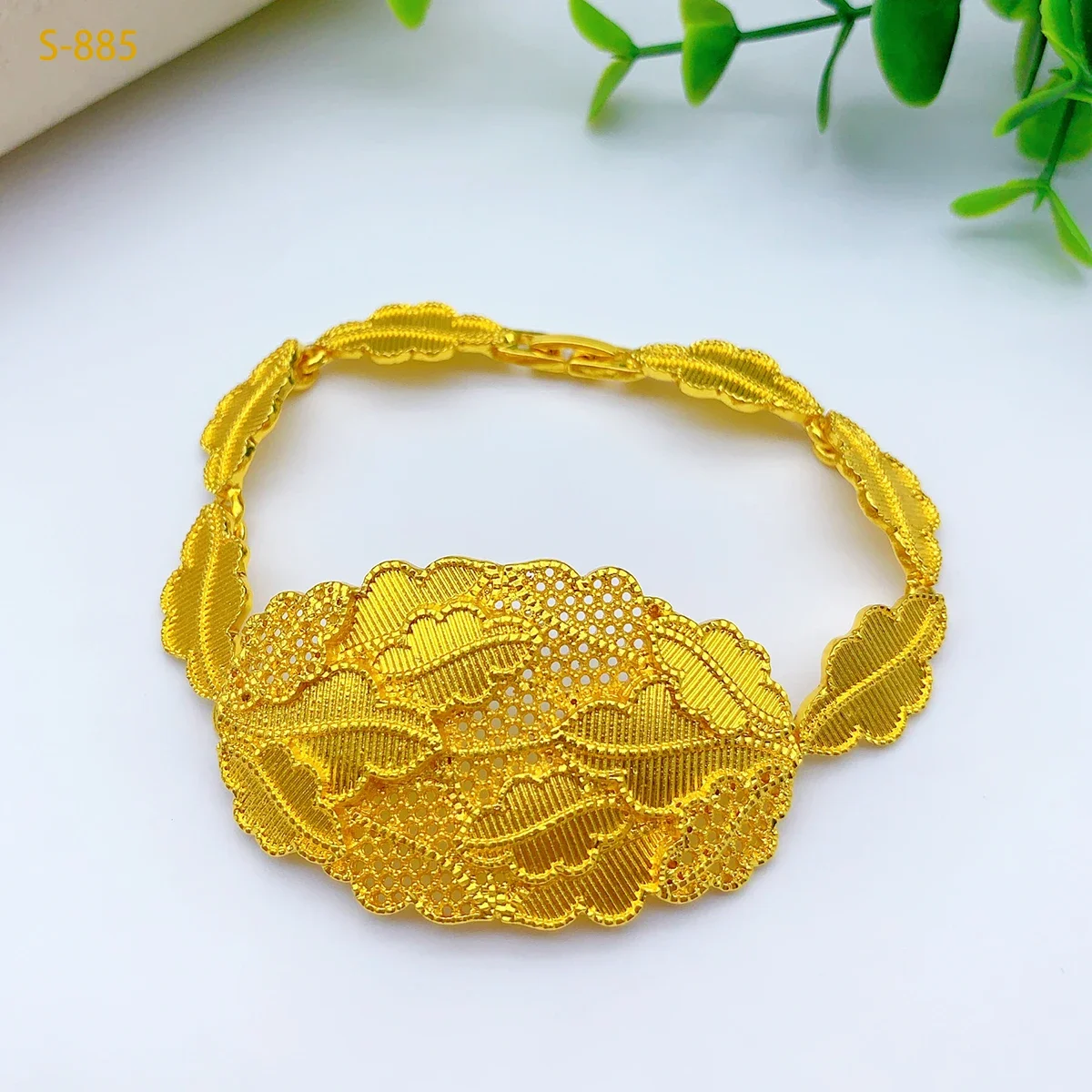 Large Round Pendant 24K Gold Plated Jewelry Set for Women Necklace Earrings Bracelet Ring African Bridal Wedding Party Gifts
