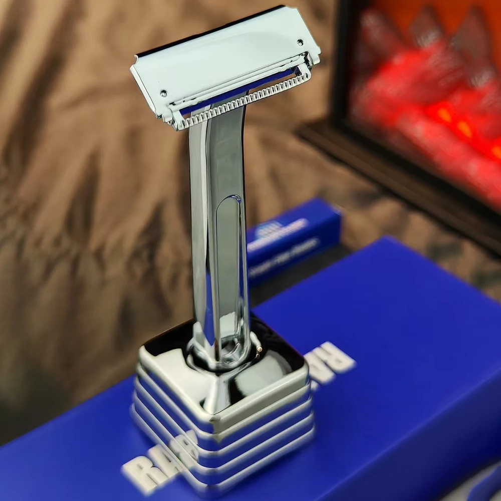 Twin Blade Safety Razor Old-Fashioned Metal Half Guard Blade Design for Men's Body Shaving Safety Razor Includes Matching Stand