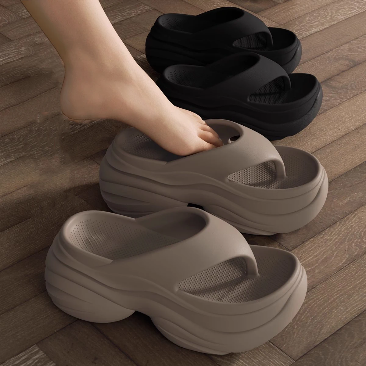 Women's Clip Toe Platform Flip Flops Summer Lightweight Soft Sole EVA Slippers for Women Thick Sole Non Slip Beach Shoes Slides
