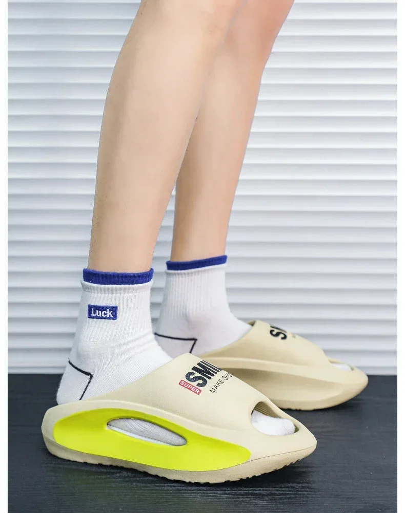 High quality new Slippers Men Women Eva Soft Bottom Slippers Thick Bottom Comfortable Shock-absorbing Lightweight Beach Shoes