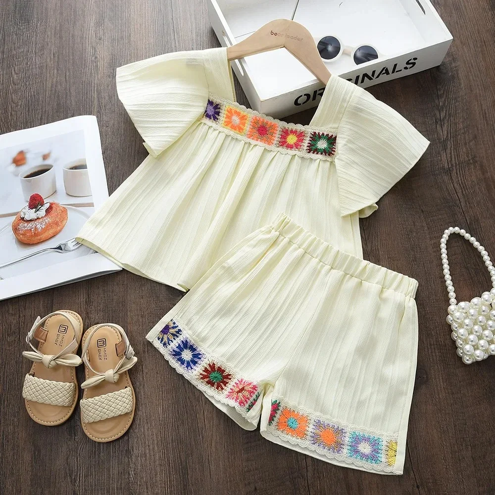 Leisure Vacation Style Children's Suit Solid Color Flower Embroidery Square Neck Short Sleeved Top+shorts Two-piece Set Summer
