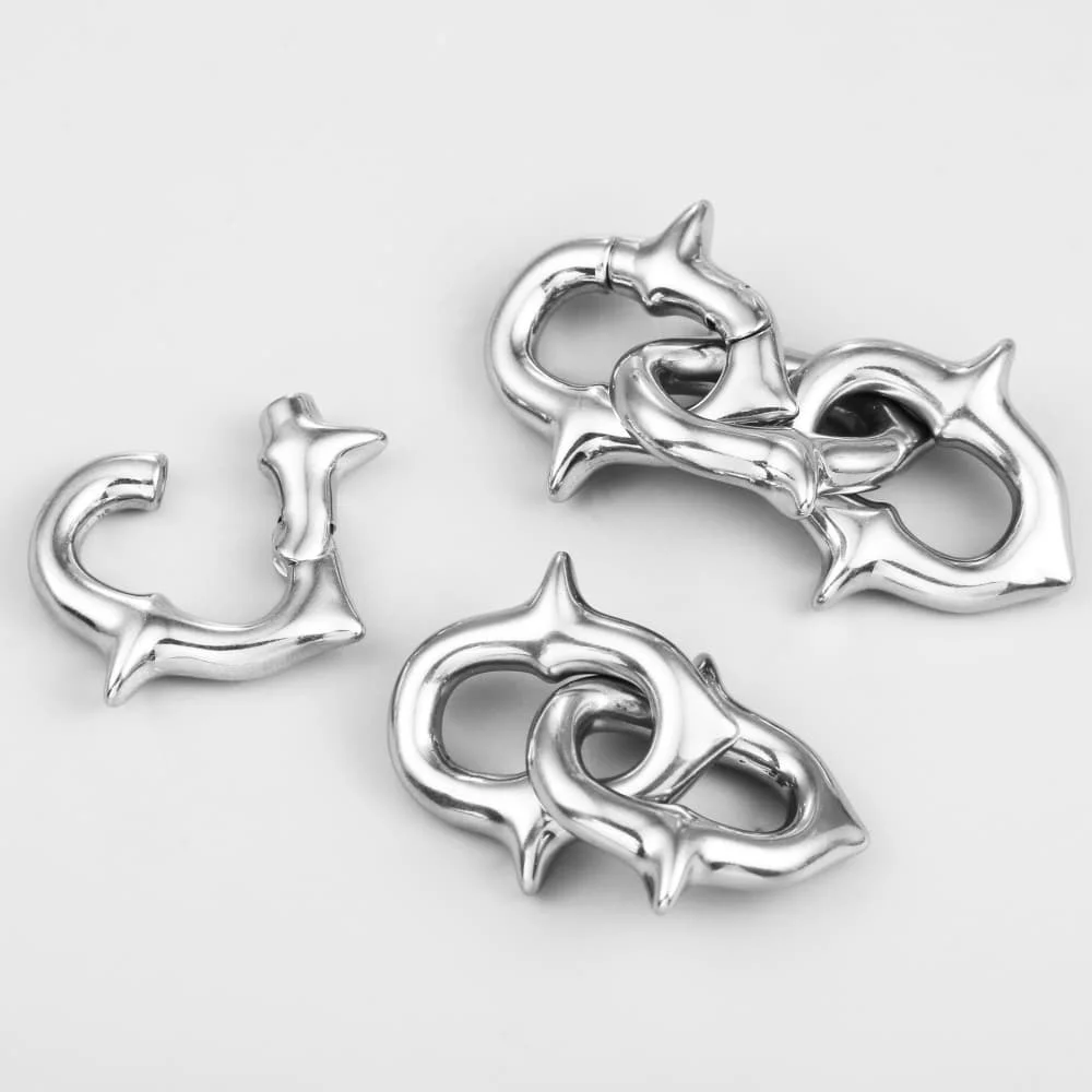 Casvort 2PCS 316L Stainless Steel Cool Chain Ear Weights Hangers Expander Piercing Women Man Body Earrings Fashion Jewelry Gift