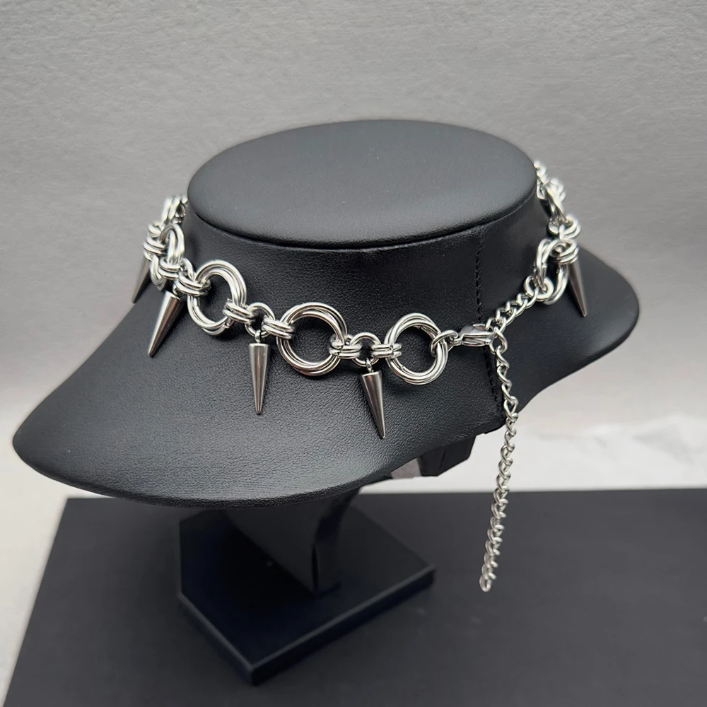 Goth Spiky Chainmail Choker Necklace for Women Men Punk Y2K Handmade Stainless Steel Rivet Spike Necklace Emo Grunge Aesthetic