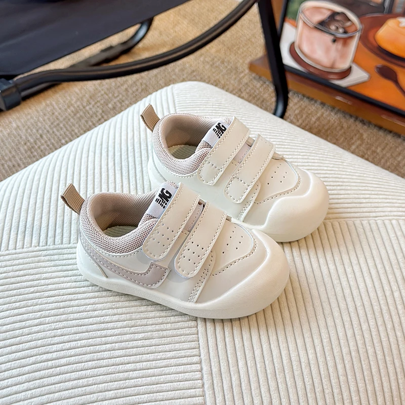 2025 Spring and Autumn New Learning Step Shoes for Boys, Soft soled Anti slip Fashion Board Shoes, Versatile for Daily Use