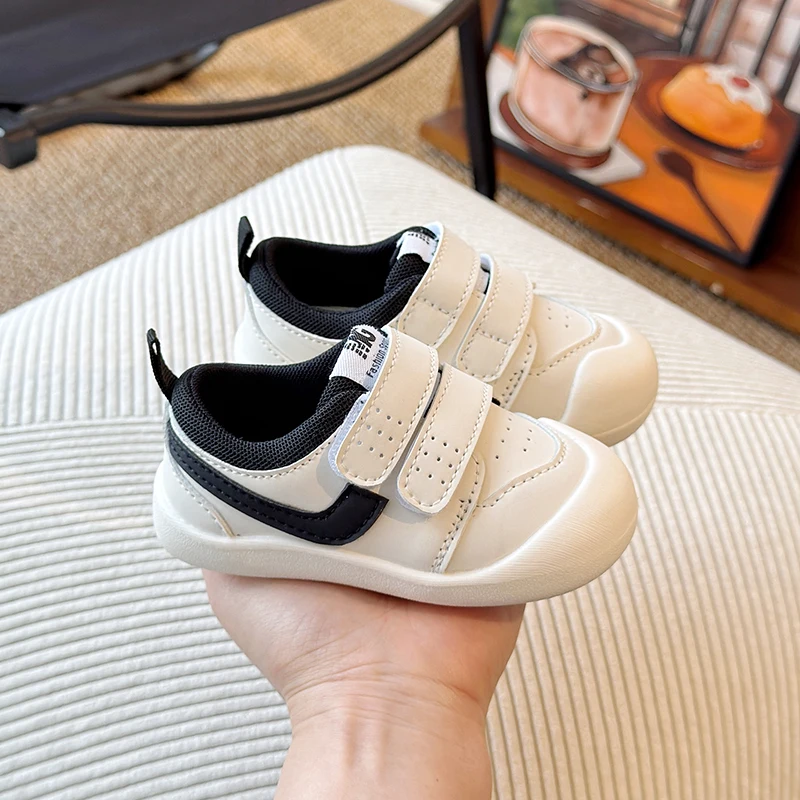 2025 Spring and Autumn New Learning Step Shoes for Boys, Soft soled Anti slip Fashion Board Shoes, Versatile for Daily Use