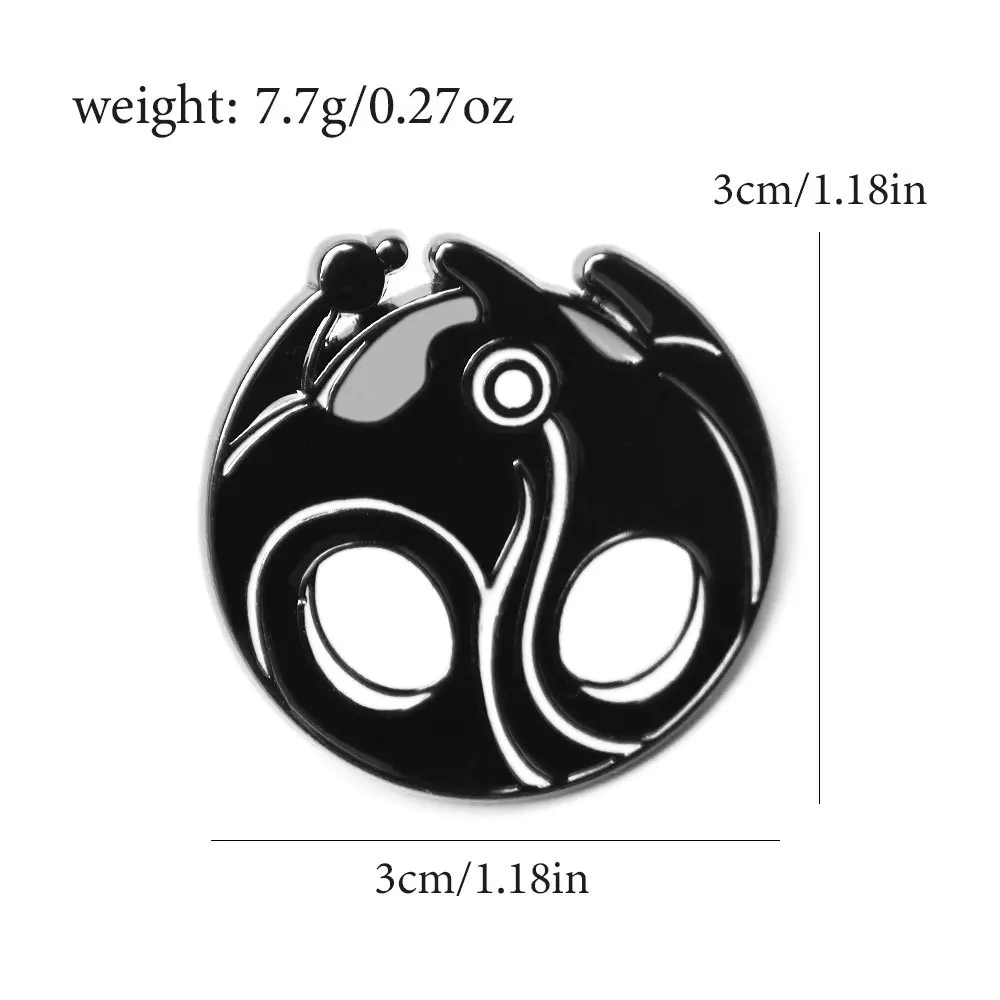 5Pcs/set Hollow Knight Cosplay Backpack Brooch Accessories Pendant for Fans Backpack Clothes Collectibles