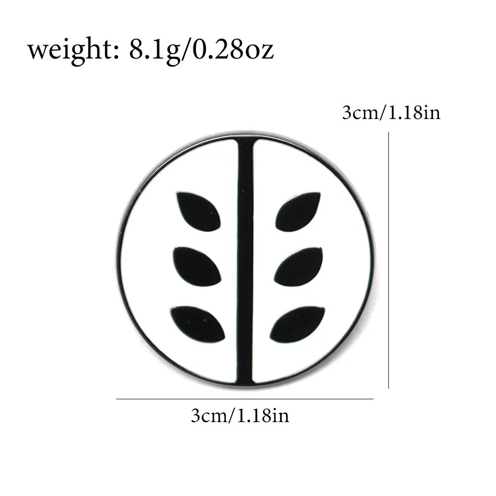 5Pcs/set Hollow Knight Cosplay Backpack Brooch Accessories Pendant for Fans Backpack Clothes Collectibles